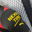 CAMISA VERSÃO PLAYER DO MANCHESTER CITY 22/23 VERMELHO E PRETO